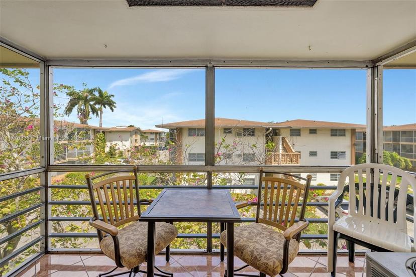 Picture of 16900 NE 14Th Ave # 314, Miami FL 33162