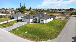 Picture of 122 NE 20 Ter, Cape Coral, FL 33909