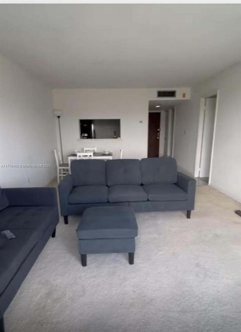 Picture of 496 NW 165Th St Rd # 611, Miami FL 33169
