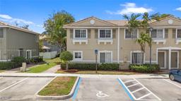 Picture of 5951 London Ln, Tamarac, FL 33321