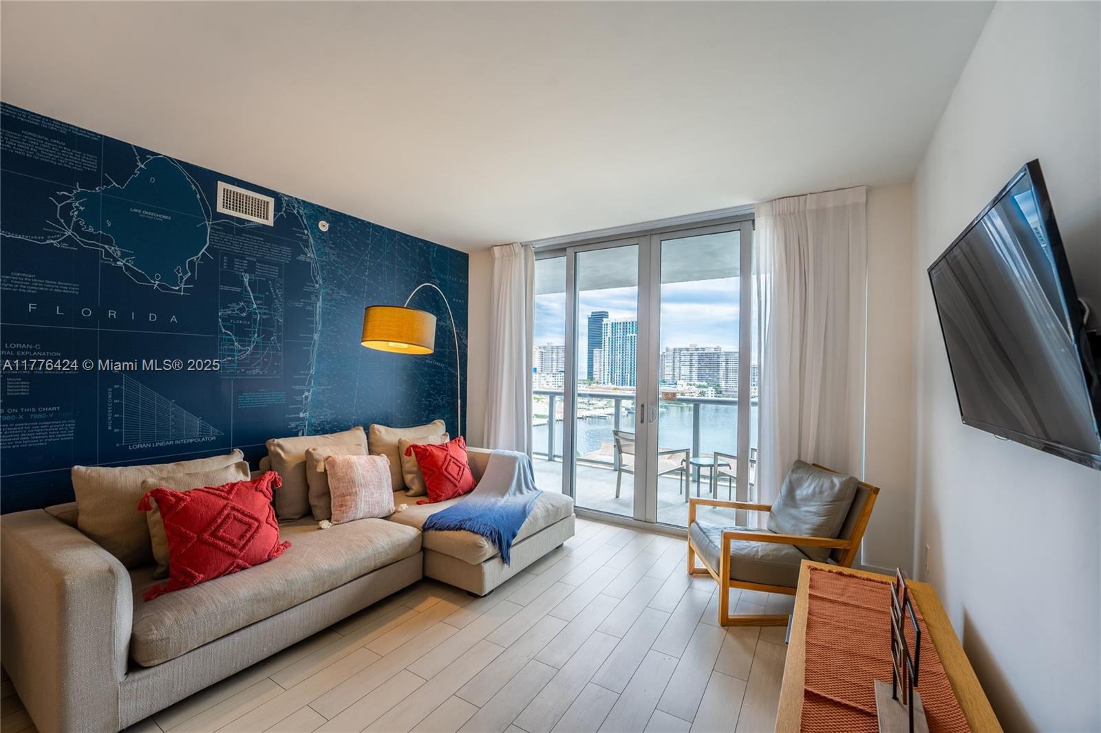 Picture of 2602 E Hallandale Beach Blvd # R1007, Hallandale Beach, FL 33009