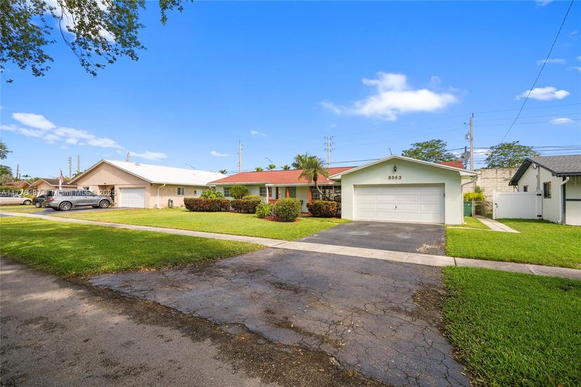 Picture of 8963 SW 49Th St, Cooper City FL 33328