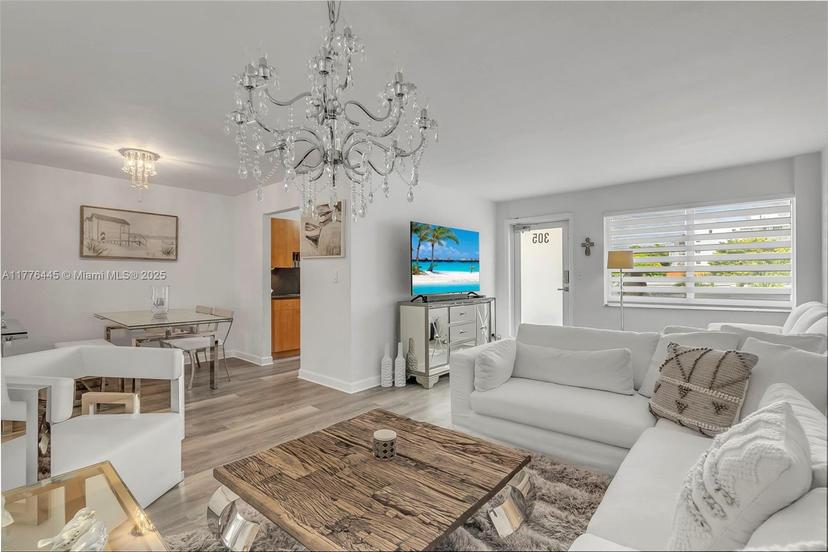 Picture of 1030 9Th St # 305, Miami Beach FL 33139