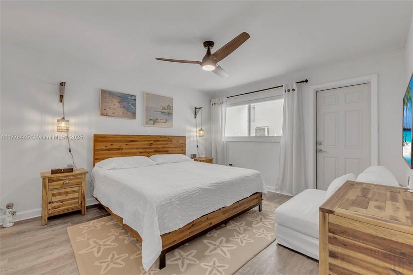 Picture of 1030 9Th St # 305, Miami Beach FL 33139