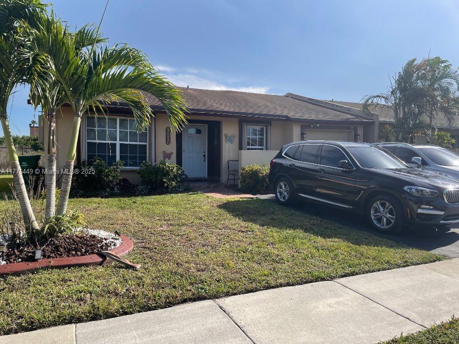 Picture of 9520 W Daffodil Ln, Miramar, FL 33025