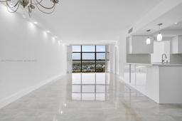 Picture of 600 Parkview Dr # 1123, Hallandale Beach, FL 33009