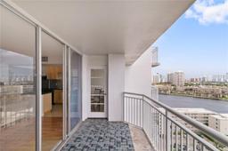 Picture of 18021 Biscayne Blvd # 1701, Aventura, FL 33160