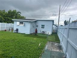 Picture of 2708 NW 22 Ct, Miami, FL 33142