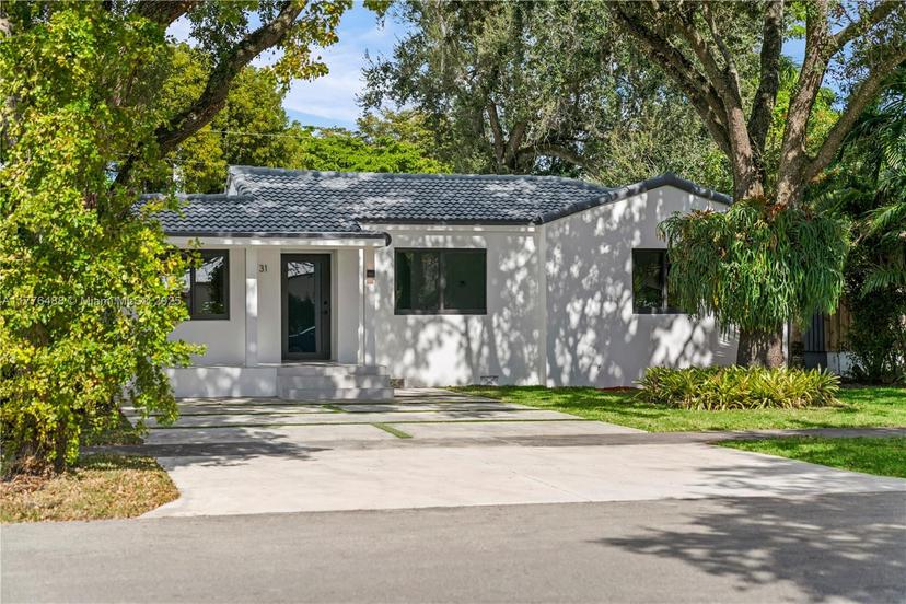Picture of 31 Carlisle Dr, Miami Springs FL 33166