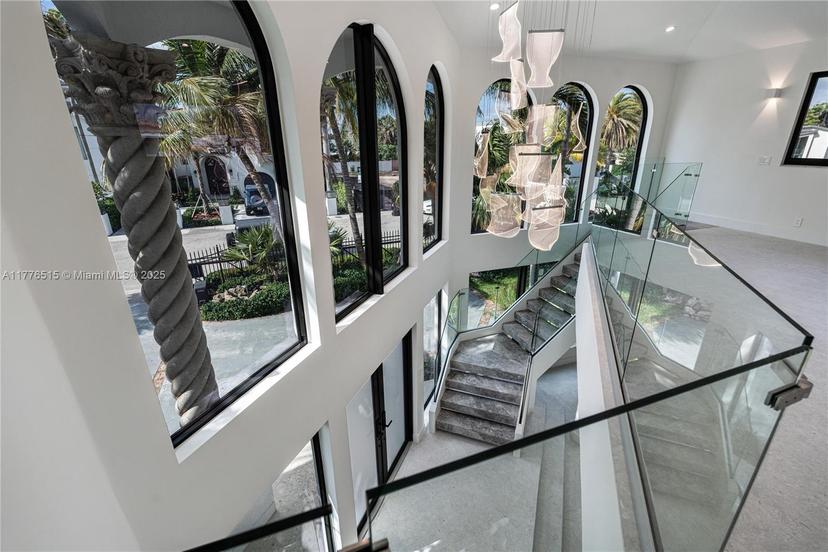 Picture of 3321 NE 16Th Pl, Fort Lauderdale FL 33305