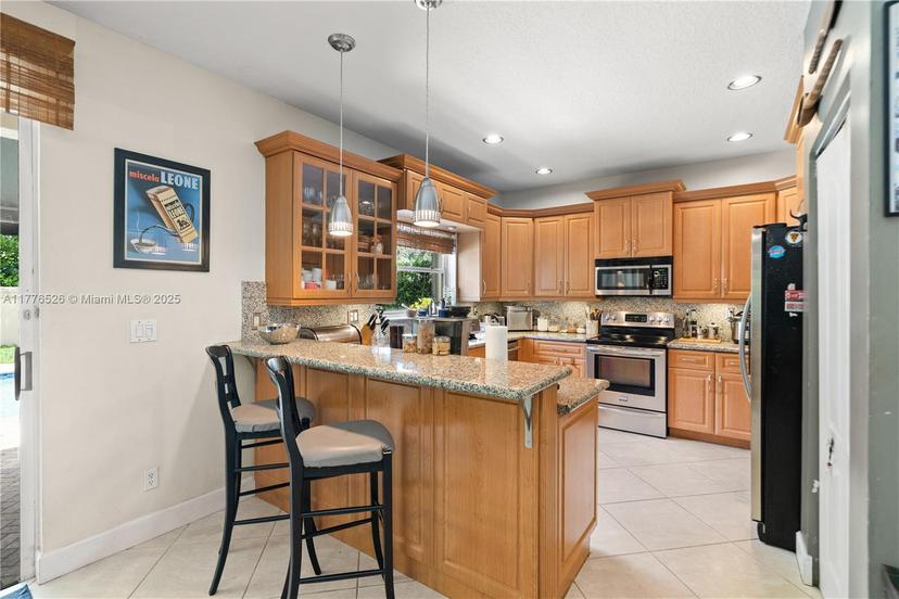 Picture of 9865 NW 30Th St, Doral FL 33172