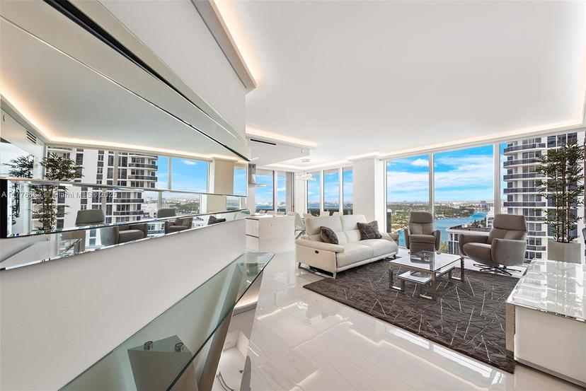 Picture of 4775 Collins Ave # 2607, Miami Beach FL 33140