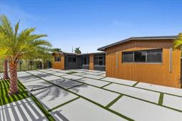 Picture of 19511 NE 18Th Pl, Miami, FL 33179