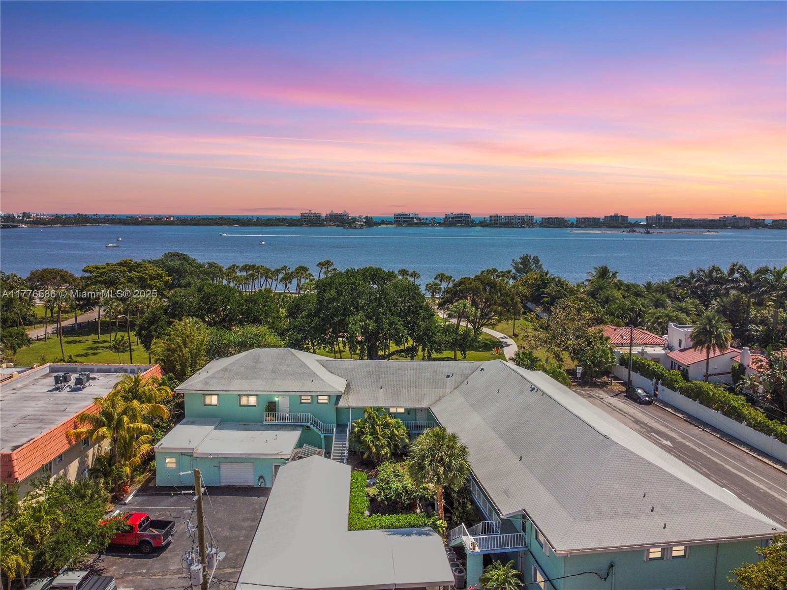 Picture of 421 S Lakeside Dr # 10, Other City - In The State Of Florida, FL 33460