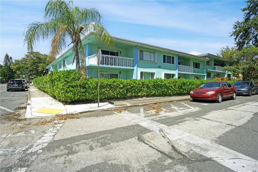 Picture of 421 S Lakeside Dr # 10, Other City - In The State Of Florida FL 33460