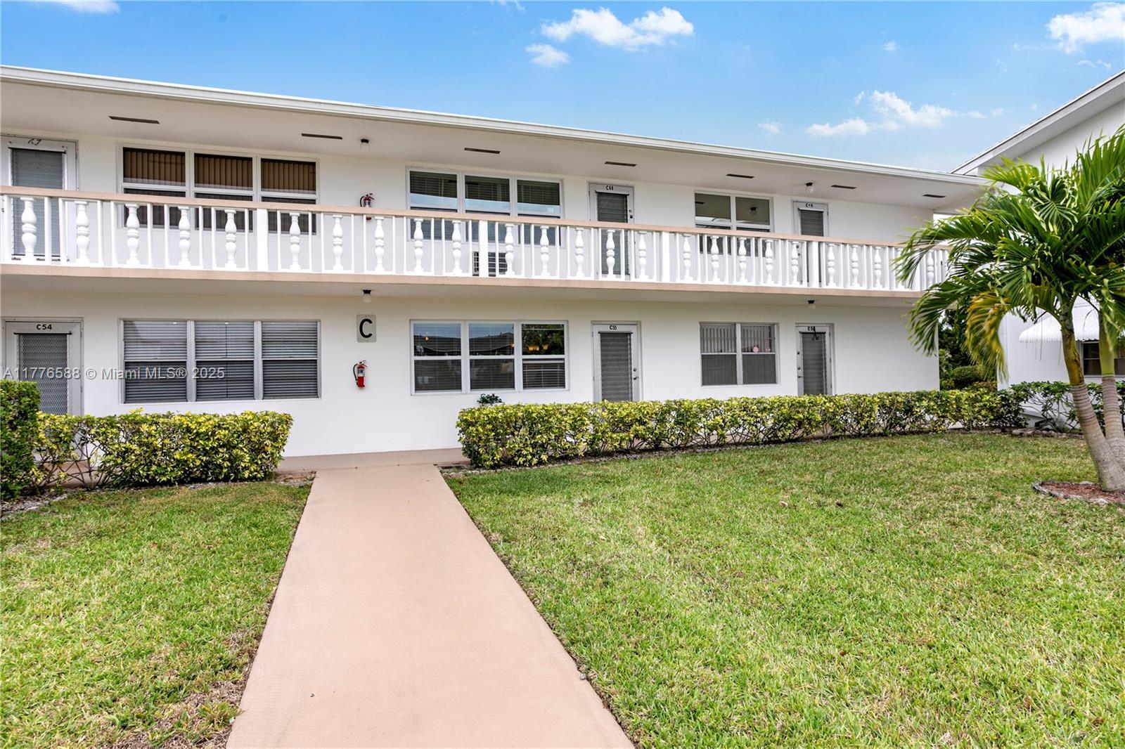 Picture of 55 Bedford C # 55, West Palm Beach, FL 33417