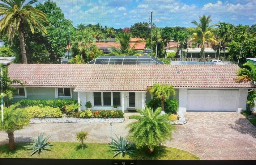Picture of 428 N Crescent Dr, Hollywood FL 33021