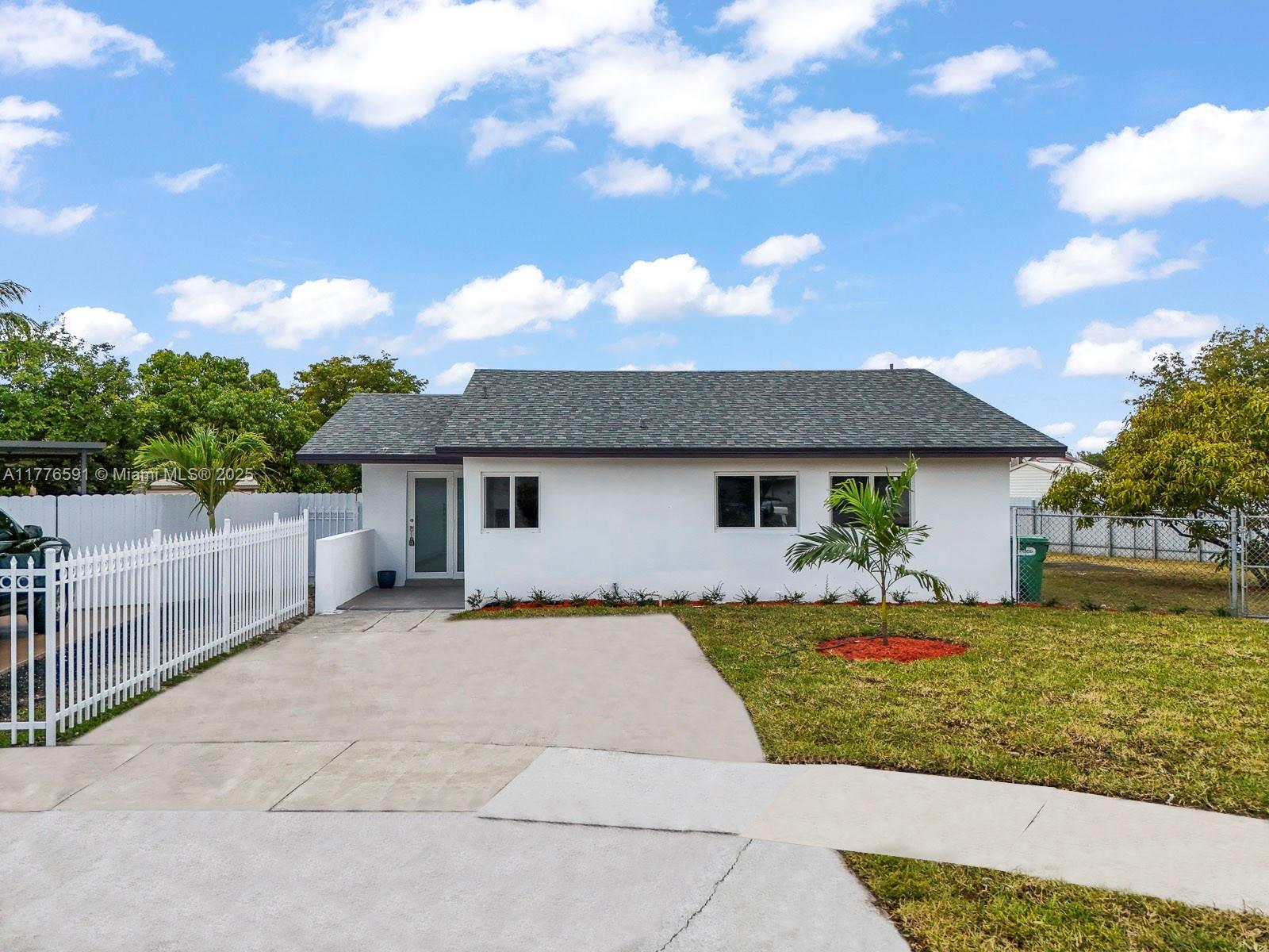 Picture of 20860 NW 28Th Ave, Miami Gardens, FL 33056