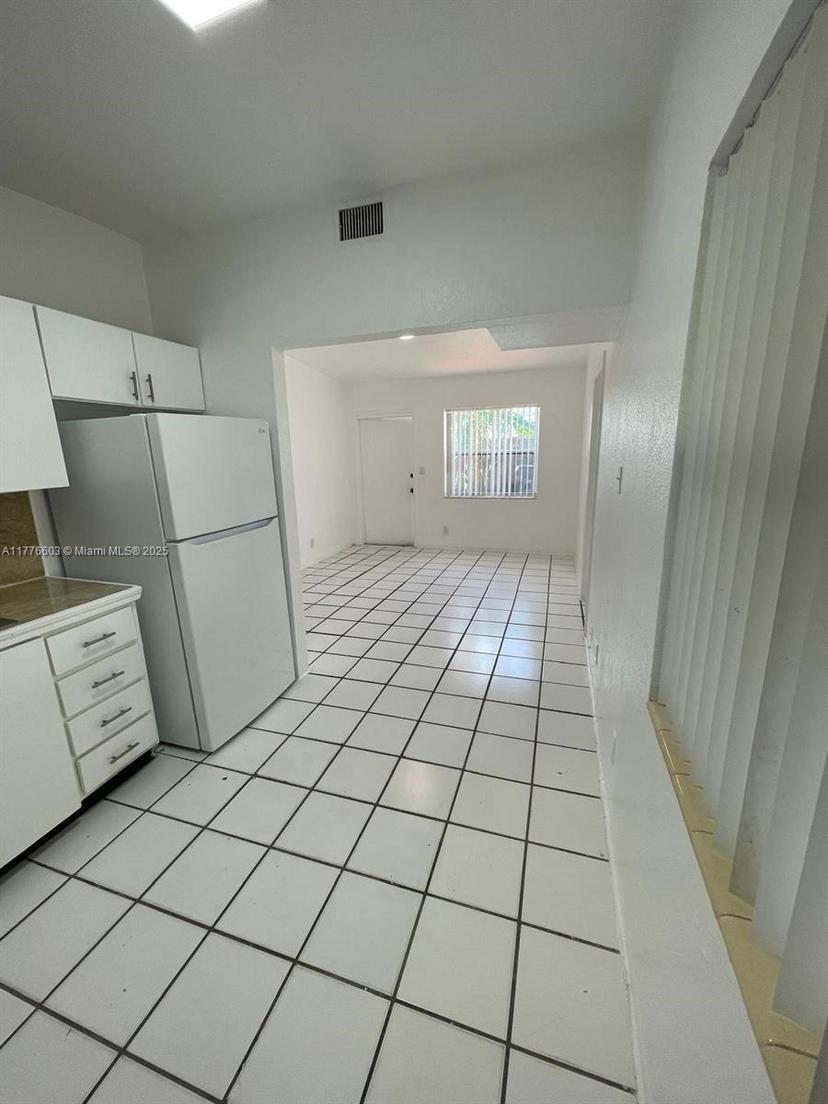 Picture of 2431 S Plunkett St, Hollywood FL 33020