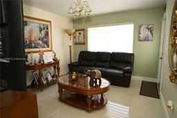 Picture of 1417 W 40Th St, Hialeah, FL 33012