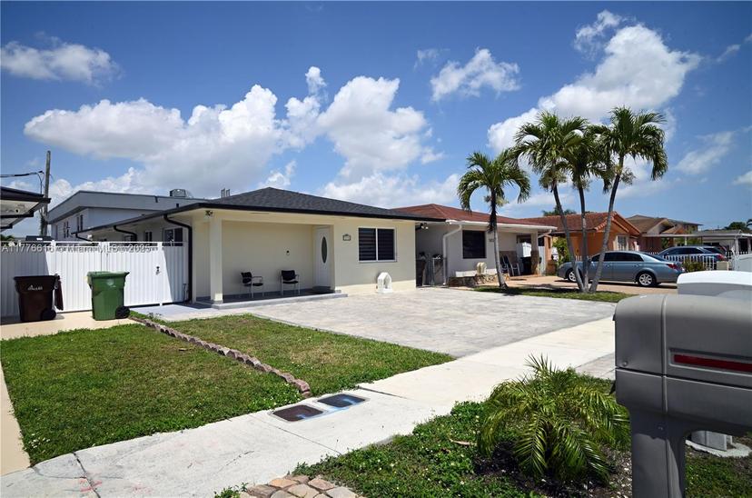 Picture of 1417 W 40Th St, Hialeah FL 33012