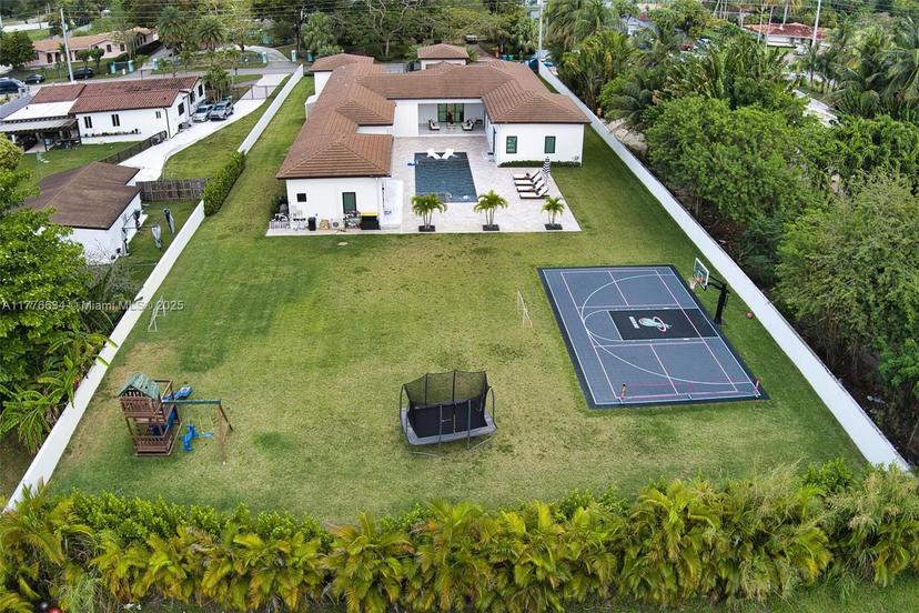 Picture of 80 NW 129Th Ave, Miami FL 33182