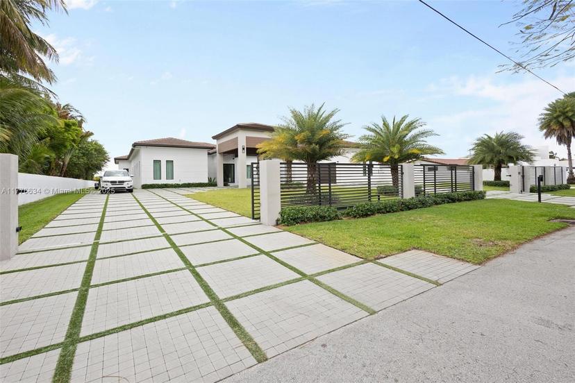 Picture of 80 NW 129Th Ave, Miami FL 33182