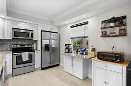 Picture of 3850 E Oaks Clubhouse Dr # 504, Pompano Beach, FL 33069