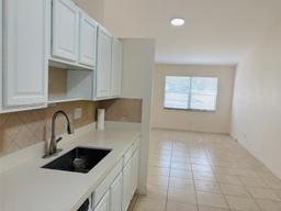 Picture of 513 NW 43Rd Pl # 513, Deerfield Beach, FL 33064