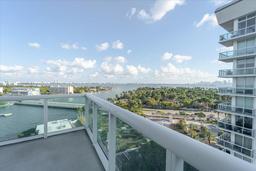 Picture of 7910 Harbor Island Dr # 1211, North Bay Village, FL 33141