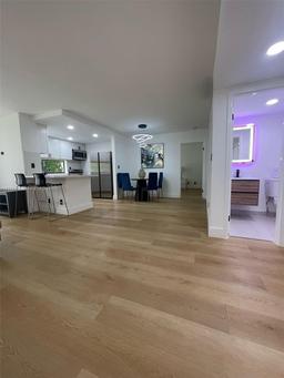 Picture of 17011 N Bay Rd # 307, Sunny Isles Beach, FL 33160