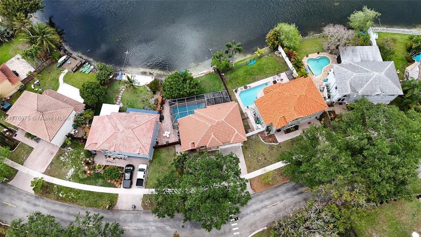 Picture of 2601 Regalia Way, Cooper City FL 33026