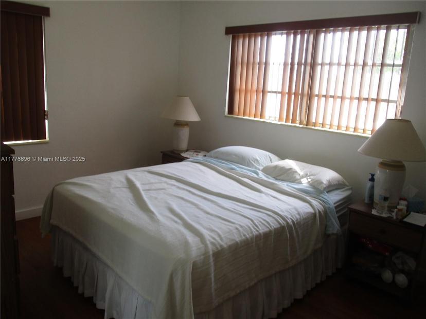 Picture of 105 NW 32Nd Pl, Miami FL 33125