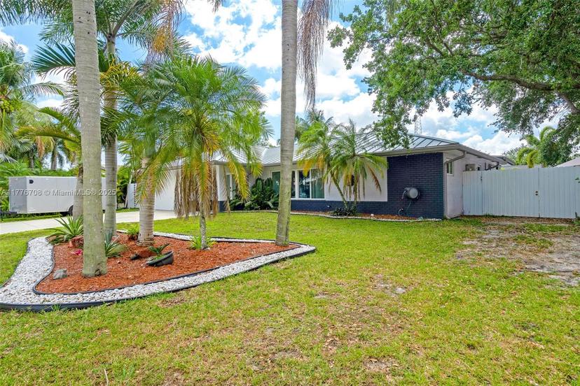 Picture of 7250 NW 6Th St, Plantation FL 33317