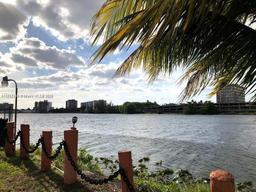 Picture of 5199 NW 7Th St Apt 417E, Miami, FL 33126