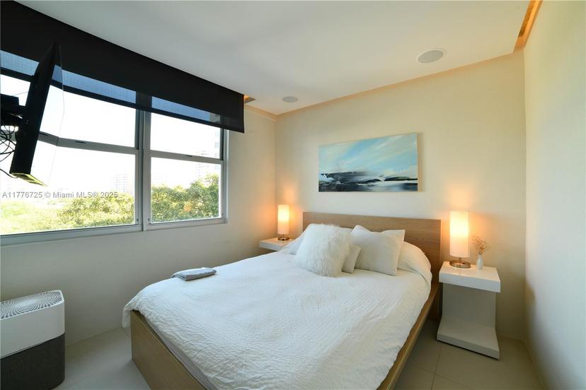 Picture of 3 Island Ave # 7A, Miami Beach FL 33139