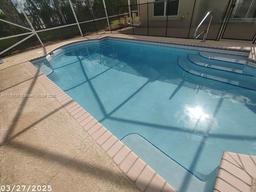 Picture of 7547 Springfield Lake Dr, Lake Worth, FL 33467
