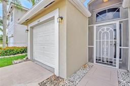 Picture of 7547 Springfield Lake Dr, Lake Worth, FL 33467