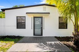 Picture of 1640 NE 183 St, North Miami Beach, FL 33179