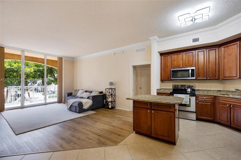 Picture of 3001 NE 185Th St # 219, Aventura FL 33180