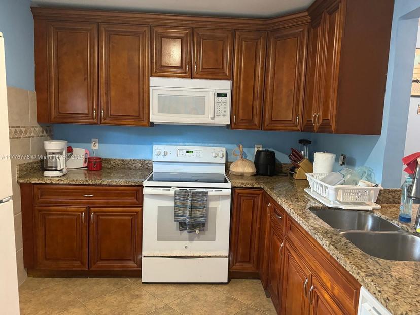 Picture of 4321 NW 9Th Ave # 104, Deerfield Beach FL 33064