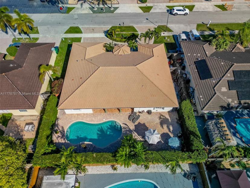 Picture of 15326 SW 168Th Ter, Miami FL 33187