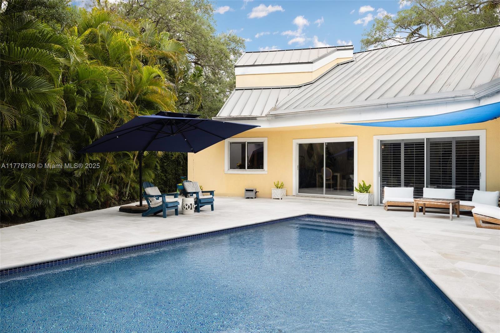 Picture of 2360 Tigertail Ave, Coconut Grove, FL 33133