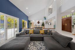 Picture of 2360 Tigertail Ave, Coconut Grove, FL 33133