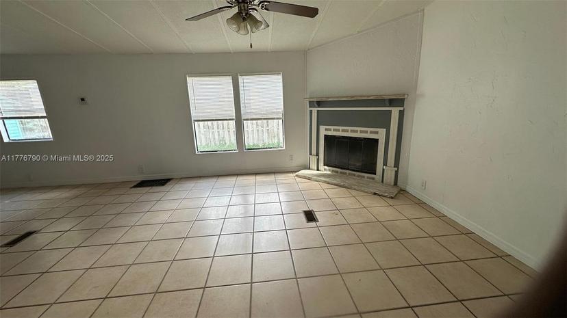 Picture of 35250 Sw 177 Ct 71, Homestead FL 33034