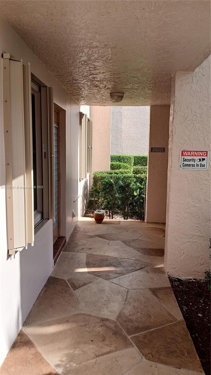 Picture of 10405 Sunrise Lakes Blvd # 311, Sunrise FL 33322