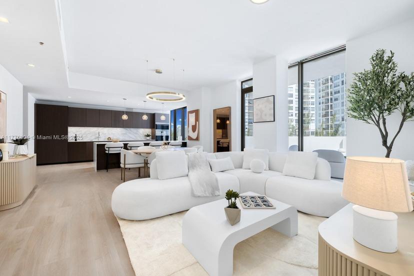 Picture of 340 W 42Nd St # 601, Miami Beach FL 33140