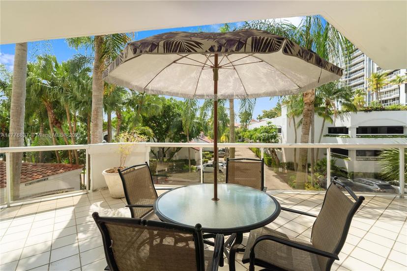 Picture of 3610 Yacht Club Dr # 213, Aventura FL 33180