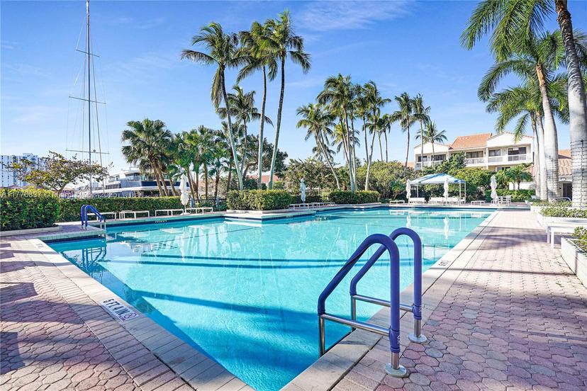 Picture of 3610 Yacht Club Dr # 213, Aventura FL 33180
