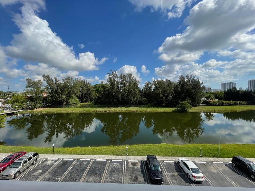 Picture of 16465 NE 22Nd Ave # 505, North Miami Beach FL 33160
